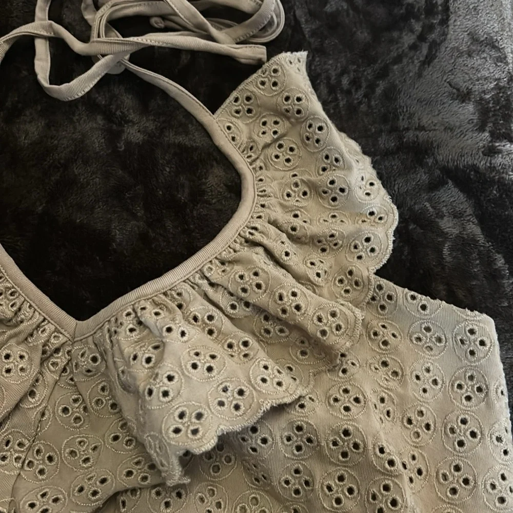 Express M Eyelet Ruffle Halter Top - Picture 7 of 13